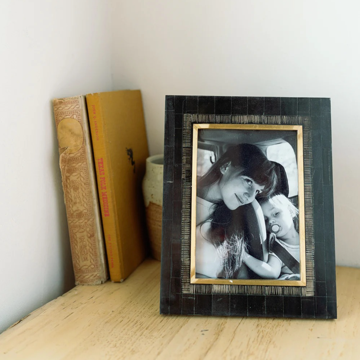 Andhera 4x6 Picture Frame