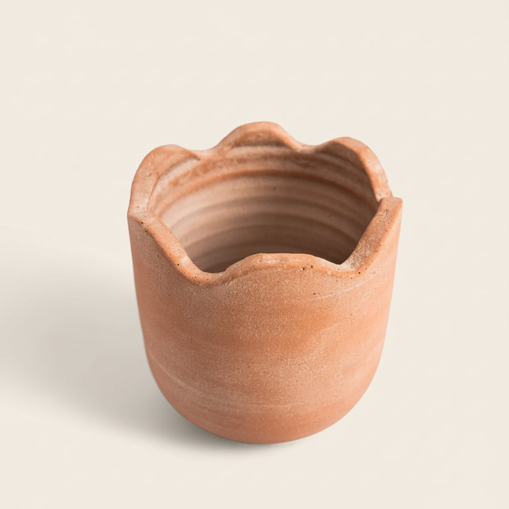Small Wavy Planter